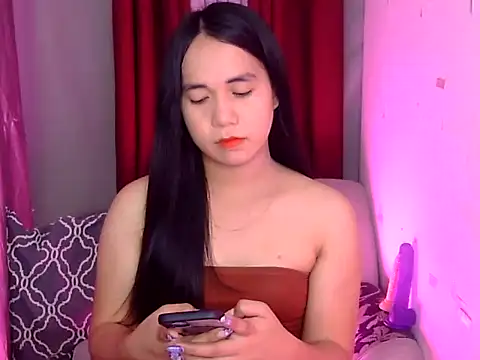 Snapshot of SexyMica69 chatting on 10/28/25, 03:43 SexyMica69 online show from 10/28/25, 03:43