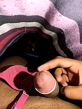 nitin01raj01nk online show from 10/01/25, 08:26