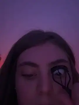 YoungLeo2006 online show from 09/29/25, 09:19