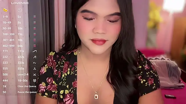 ursweet sofia online show from 06/21/26, 10:29