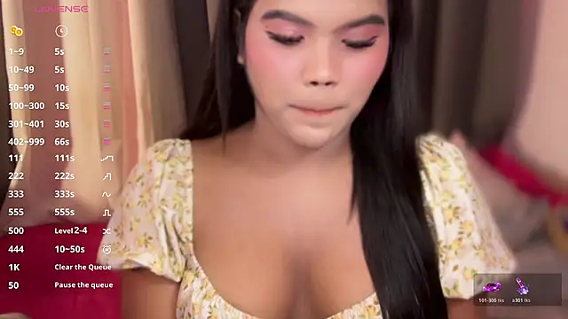 ursweet sofia online show from 06/27/26, 12:10