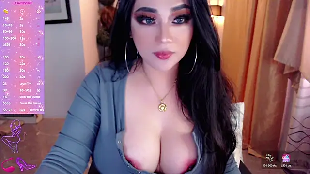 Snapshot of Goddess_Pleasure chatting on 06/24/26, 01:37 Goddess Pleasure online show from 06/24/26, 01:37