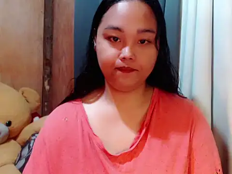  Lylia online show from 11/22/25, 11:15