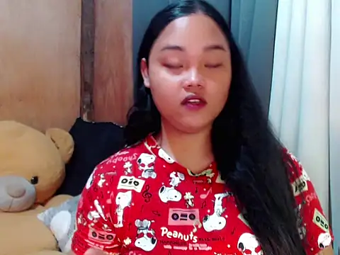  Lylia online show from 12/03/25, 08:29