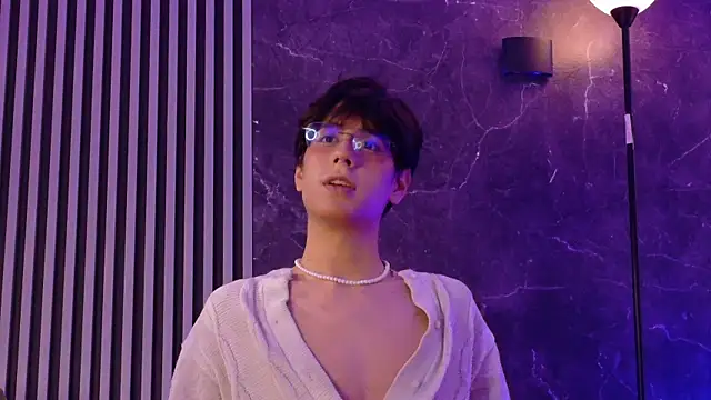 luixdust  online show from 09/22/25, 05:53