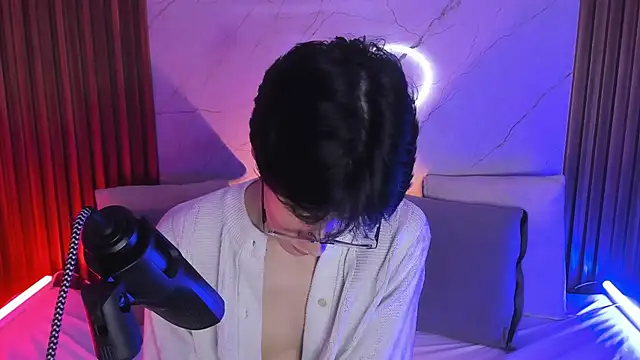 luixdust  online show from 09/26/25, 07:01