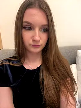 AdelinaEmber online show from 11/21/25, 10:25