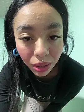 Snapshot of Xiiki chatting on 05/03/26, 04:51 Xiiki online show from 05/03/26, 04:51