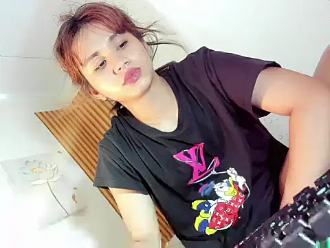 Ts morena online show from 11/19/25, 10:48