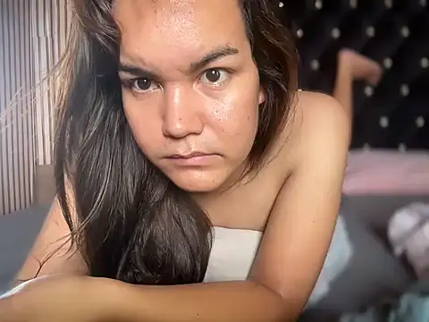 Enchantress Magdalena online show from 06/03/26, 04:15