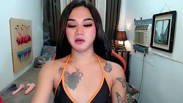 Snapshot of lil_fantacy chatting on 10/07/25, 09:17 lil fantacy online show from 10/07/25, 09:17