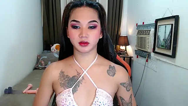 Snapshot of lil_fantacy chatting on 10/16/25, 08:26 lil fantacy online show from 10/16/25, 08:26