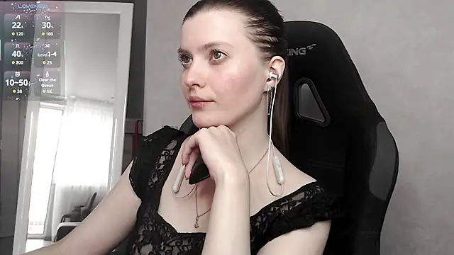 cute elfy  online show from 09/08/25, 02:16