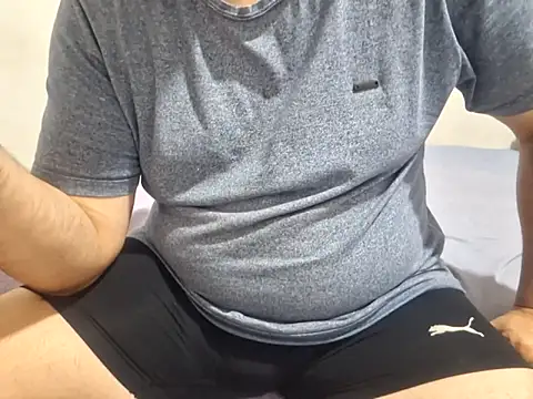 Snapshot of BathToys chatting on 09/12/25, 05:35 BathToys online show from 09/12/25, 05:35