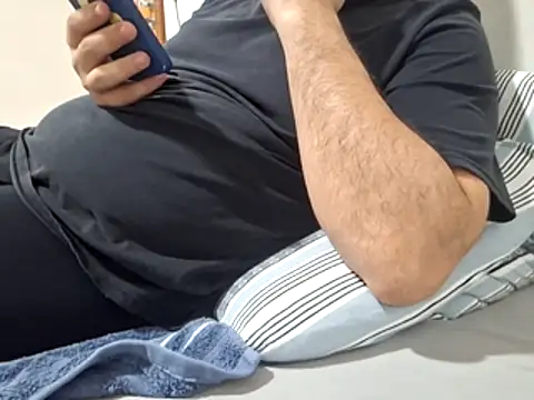 Snapshot of BathToys chatting on 01/07/26, 02:03 BathToys online show from 01/07/26, 02:03