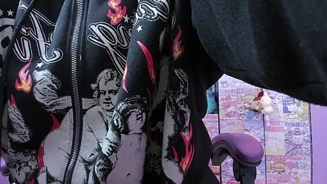 Vero Osb  online show from 04/06/26, 03:15