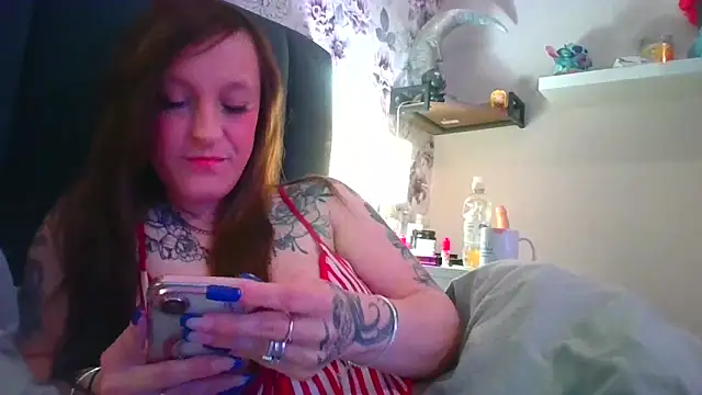 LucyRoseMae online show from 05/17/26, 07:06