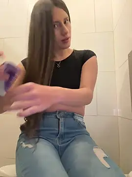 Isabella21  online show from 03/13/26, 01:12