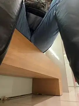 Isabella21  online show from 04/05/26, 03:15