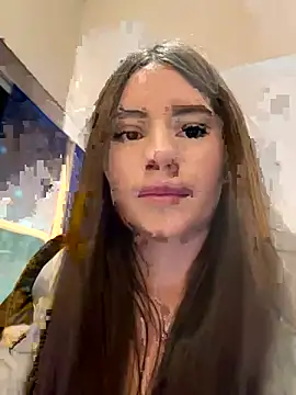 Isabella21  online show from 04/17/26, 01:52