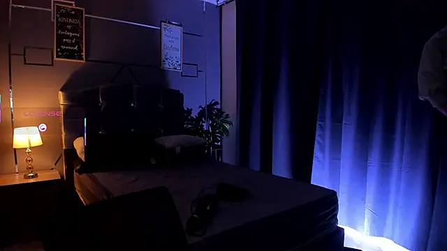 Christopher 77 online show from 09/24/25, 12:19