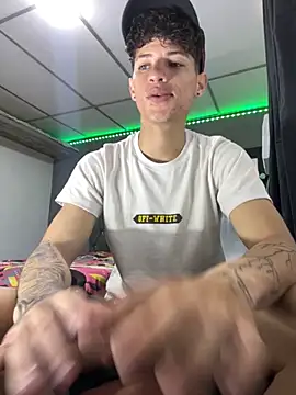 MattiaAGT online show from 10/25/25, 04:46
