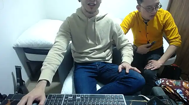 bossking017 online show from 01/30/25, 04:06