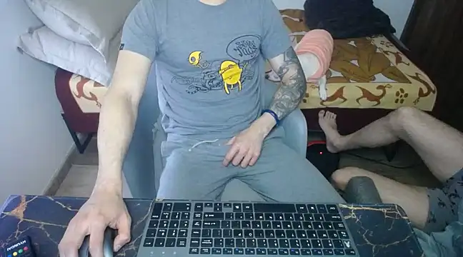 bossking017 online show from 03/17/25, 03:18