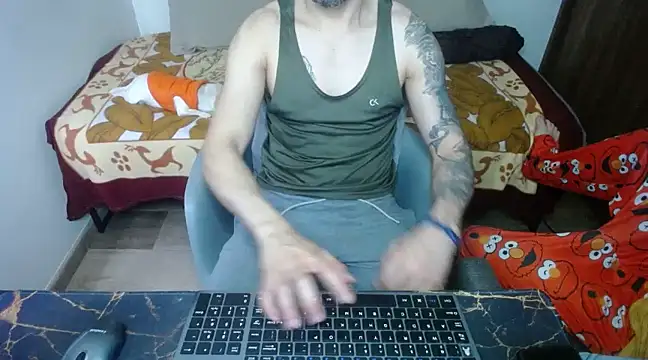 bossking017 online show from 03/21/25, 09:34