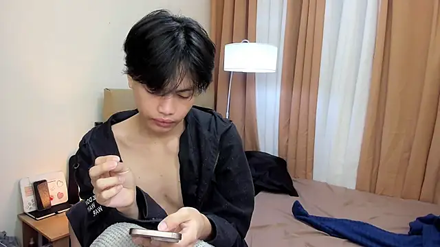 hotfreshdior online show from 10/07/25, 05:10