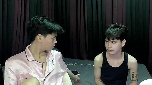 hotfreshdior online show from 12/01/25, 04:23