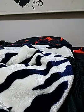 Koreanjjc online show from 11/21/25, 04:27