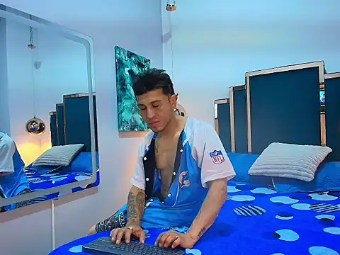 Thonixxx mr online show from 04/11/26, 01:59