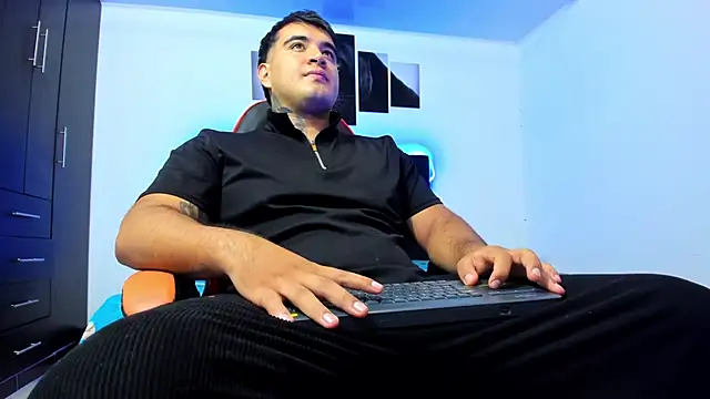 thiago  cp01 online show from 02/25/26, 05:28