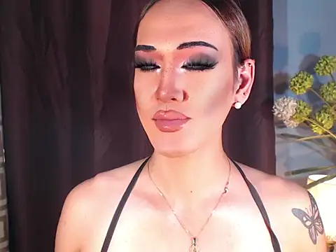 AleinaCroft online show from 05/25/26, 02:06
