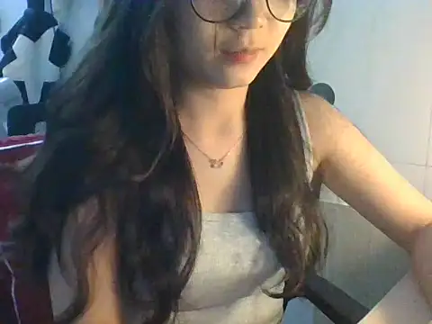 Linzly online show from 10/03/25, 04:15