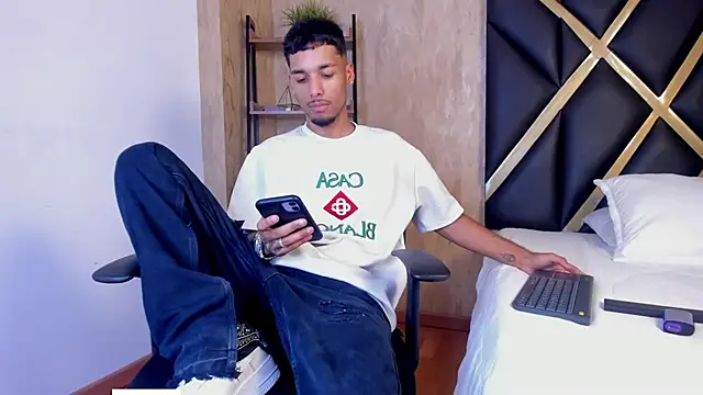 Thiagoferreti online show from 02/20/26, 03:25