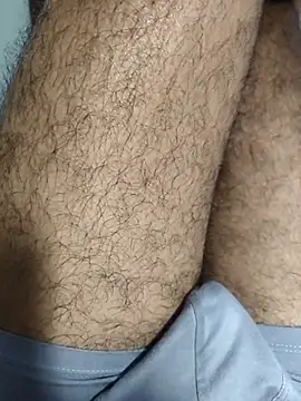 vichuhot online show from 10/28/25, 07:23