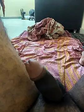 vichuhot online show from 12/16/25, 08:30