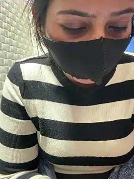 Hot Jaanvi  online show from 02/05/26, 07:02