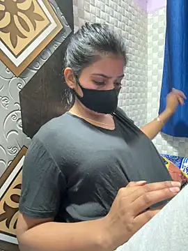 Hot Jaanvi  online show from 04/05/26, 05:04