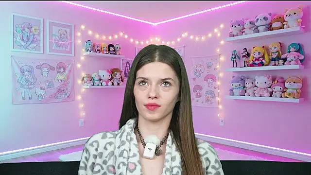 sukie spooky online show from 04/03/26, 03:32