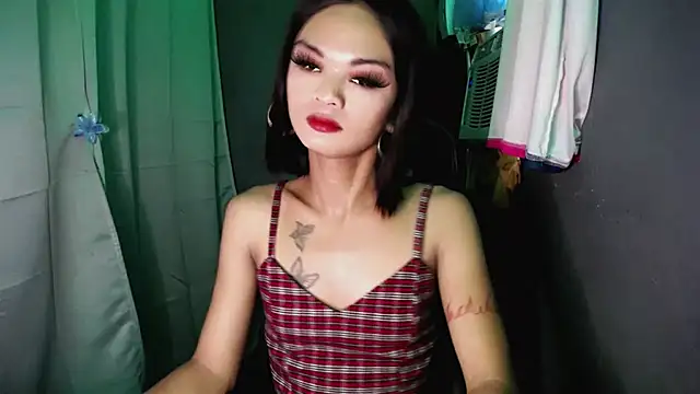 lexie malingera online show from 09/14/25, 01:27