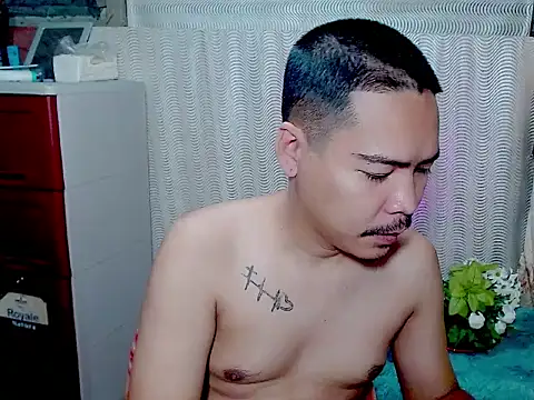 MANIACasianX online show from 10/30/25, 08:42