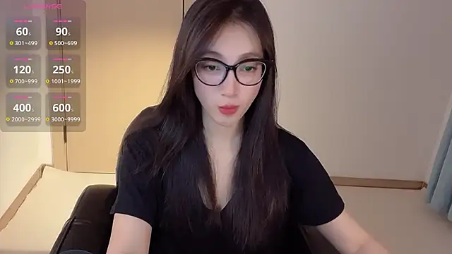 Seraphina-se online show from 10/15/25, 05:46