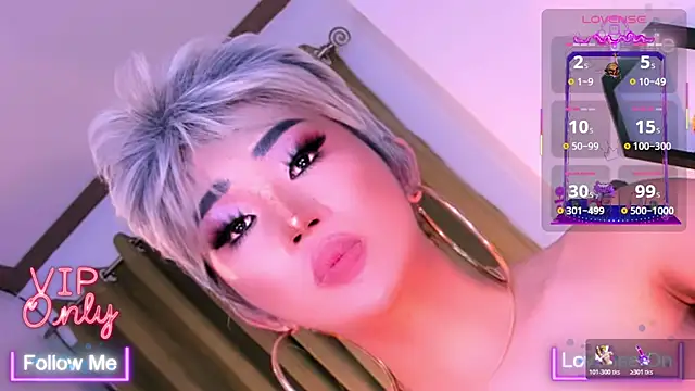 TriciaCumLoader online show from 04/10/26, 07:35