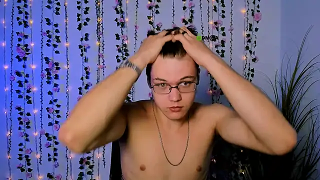 lucas long  online show from 09/17/25, 05:20