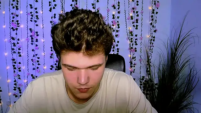 lucas long  online show from 09/21/25, 07:04