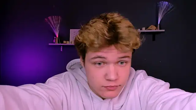 lucas long  online show from 12/18/25, 09:59