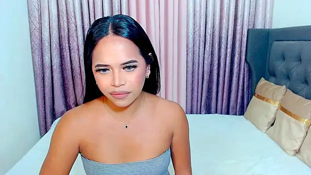 Lorainnelustts online show from 11/10/25, 07:29